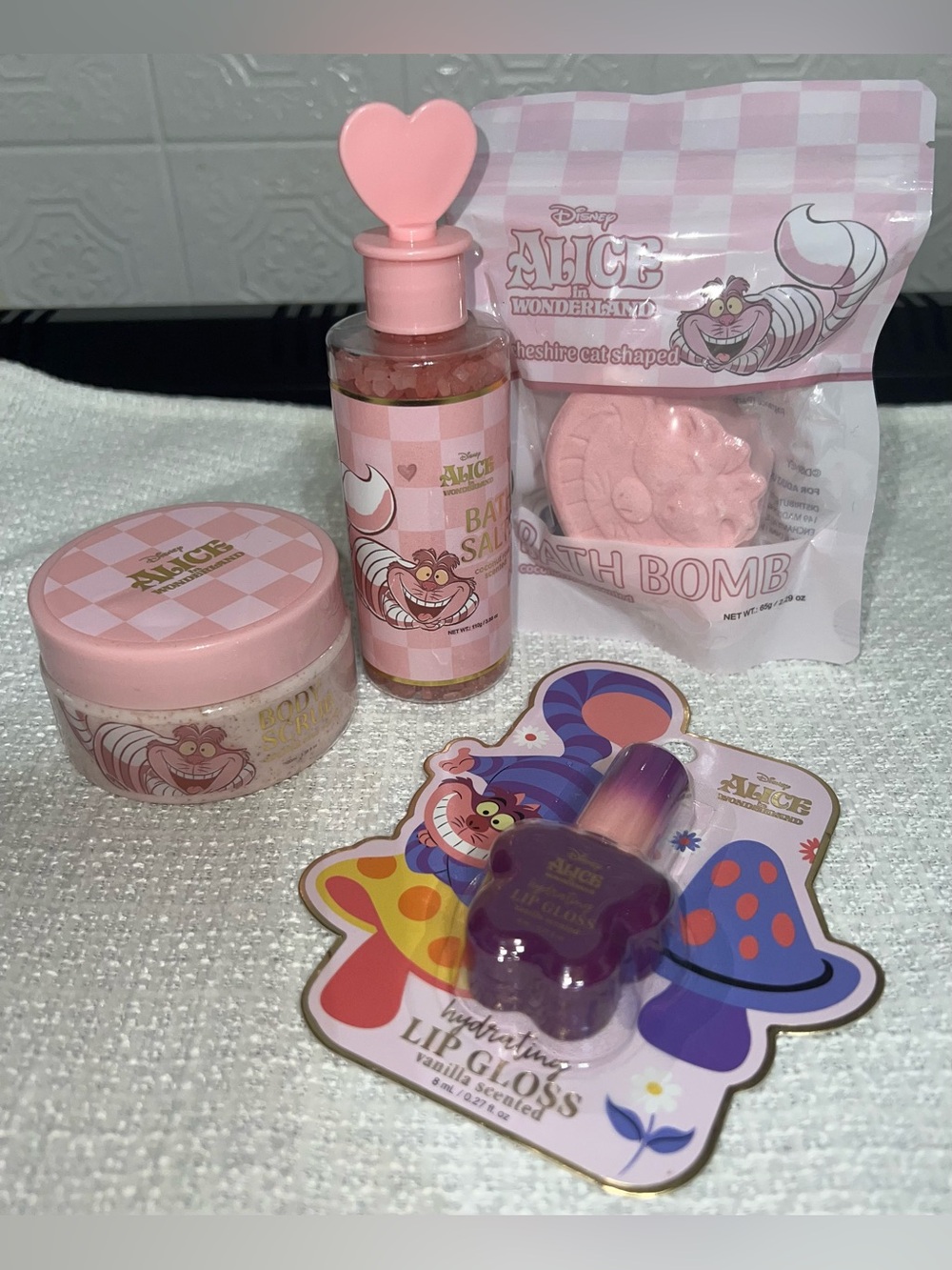 Disney Cheshire Cat Bath Gift Set - Pink & Purple
